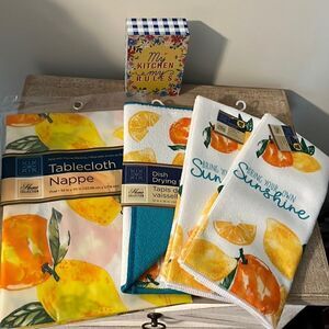 Home Collection Kitchen Towels and Tablecloth and Dish Drying Mat Set